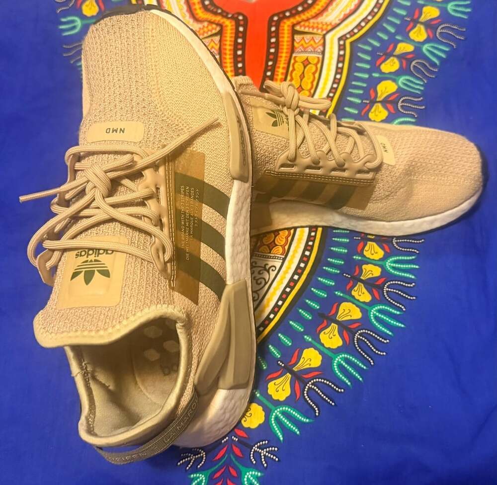 Adidas NMD_R1 V2 Beige Tone Focus Olive GY1398 Men's Size 6.5 Boost Sneakers